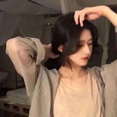 金爪女郎